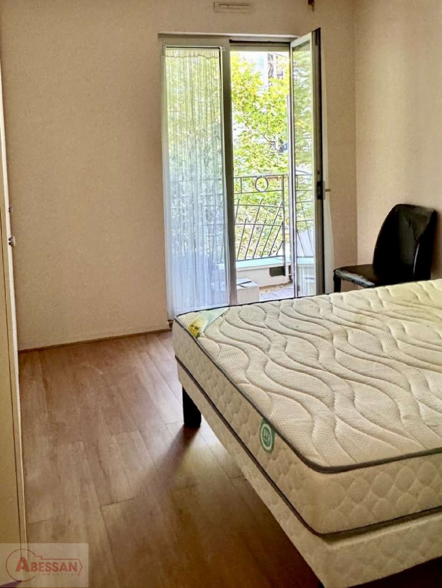  for sale apartment Paris 16e Arrondissement Paris (Seine) 4
