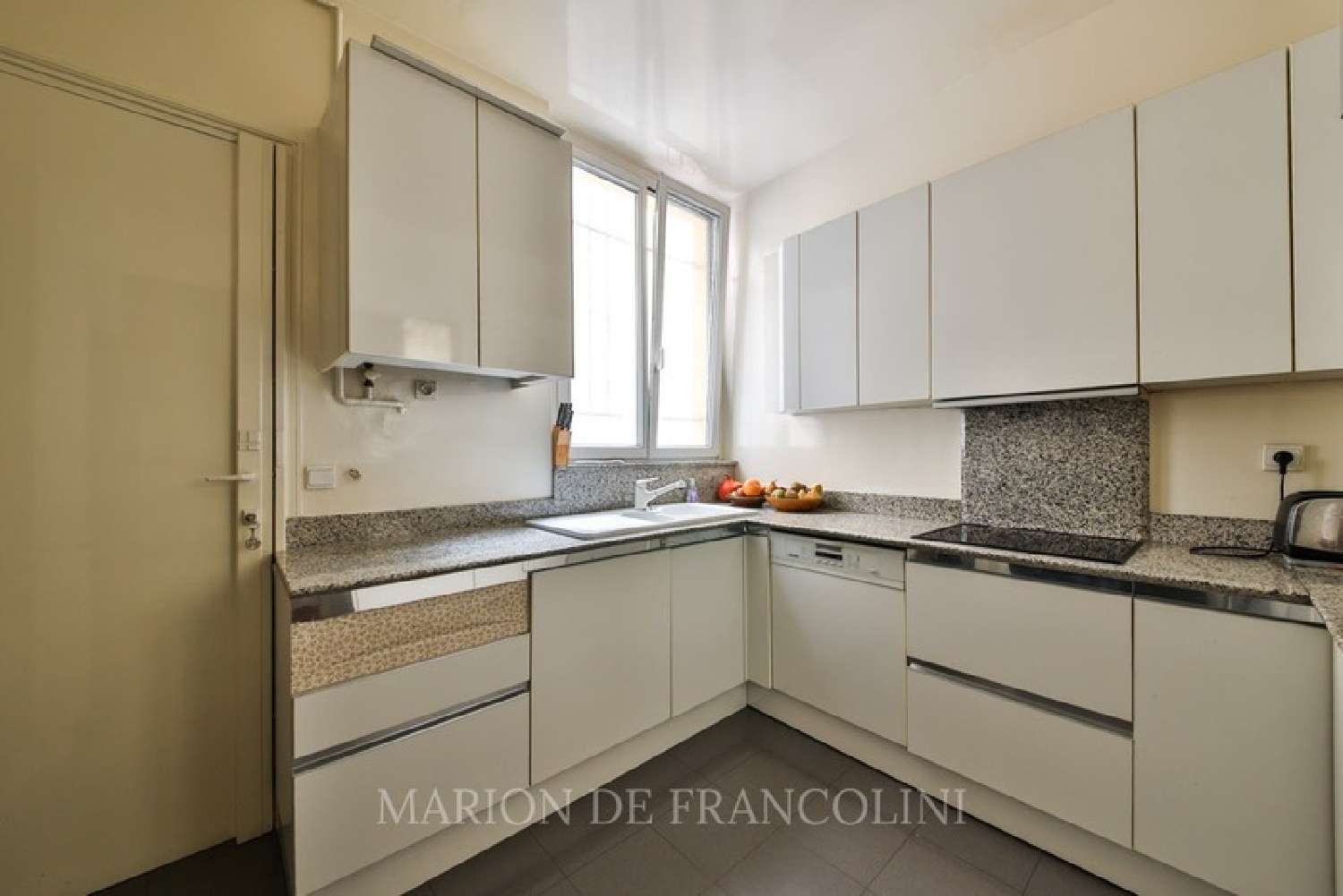 for sale apartment Paris 17e Arrondissement Paris (Seine) 8