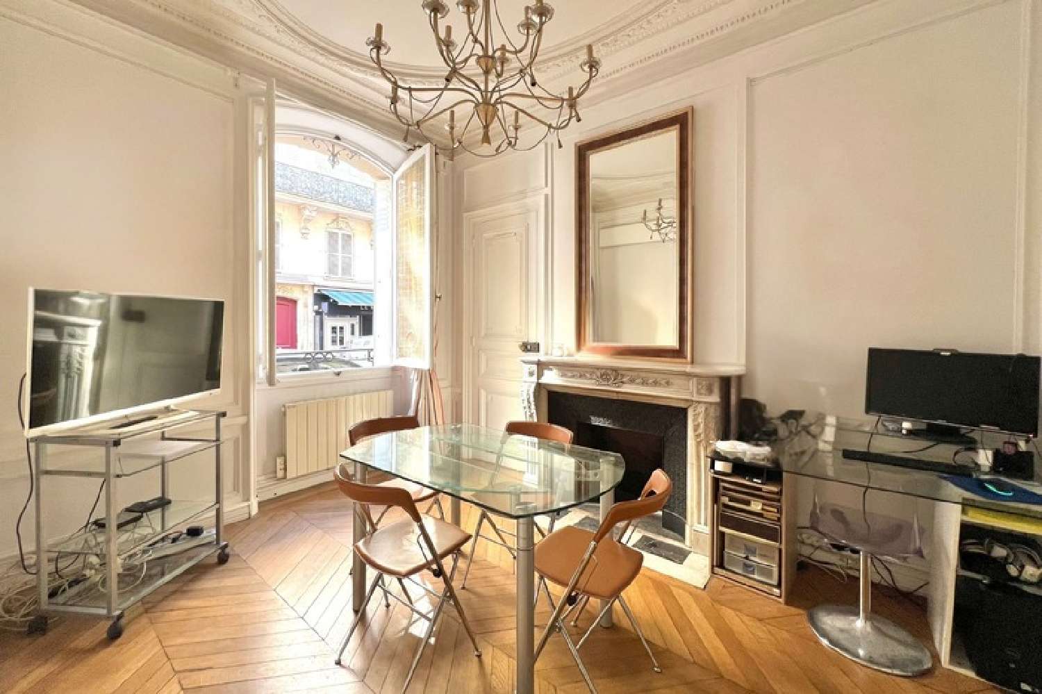  te koop appartement Paris 8e Arrondissement Parijs (Seine) 2