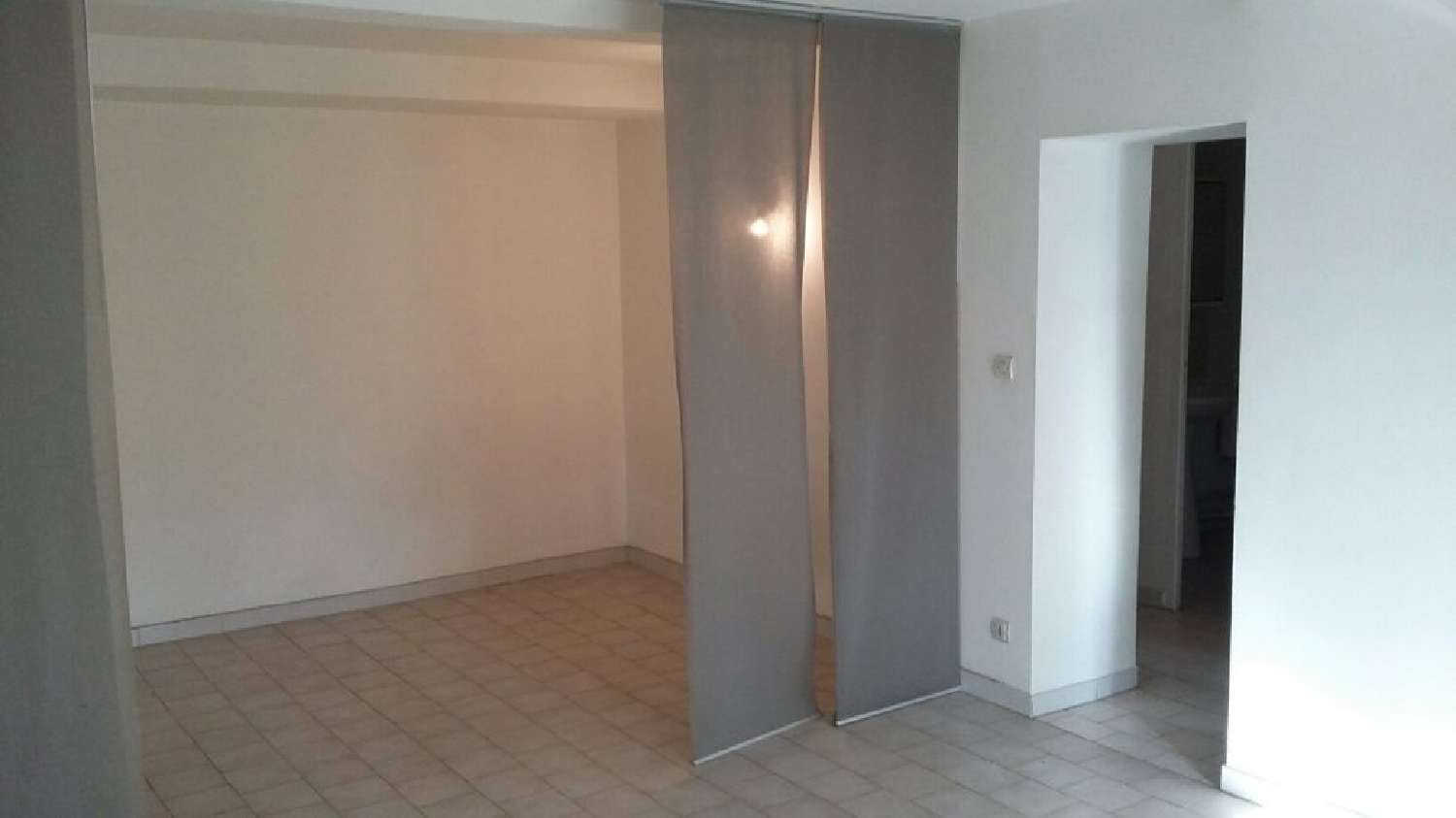  te koop appartement Peyrolles-en-Provence Bouches-du-Rhône 1