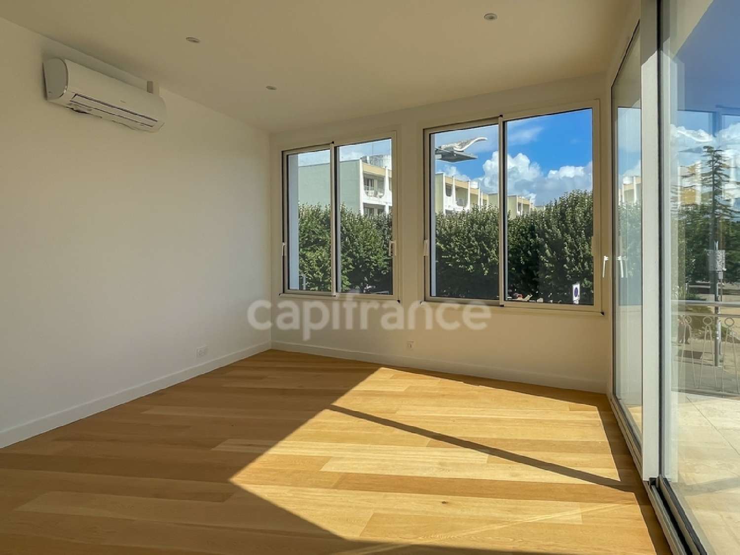  for sale apartment Saint-Palais-sur-Mer Charente-Maritime 4
