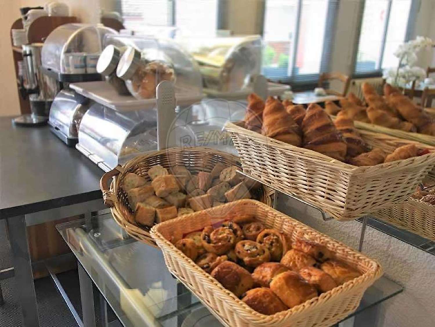  for sale bar cafe Royan Charente-Maritime 3