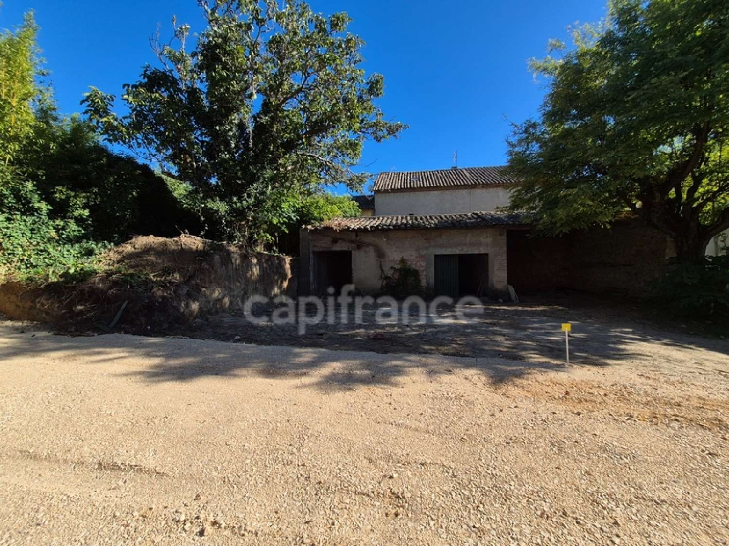  for sale barn Saint-Geniès-de-Comolas Gard 2
