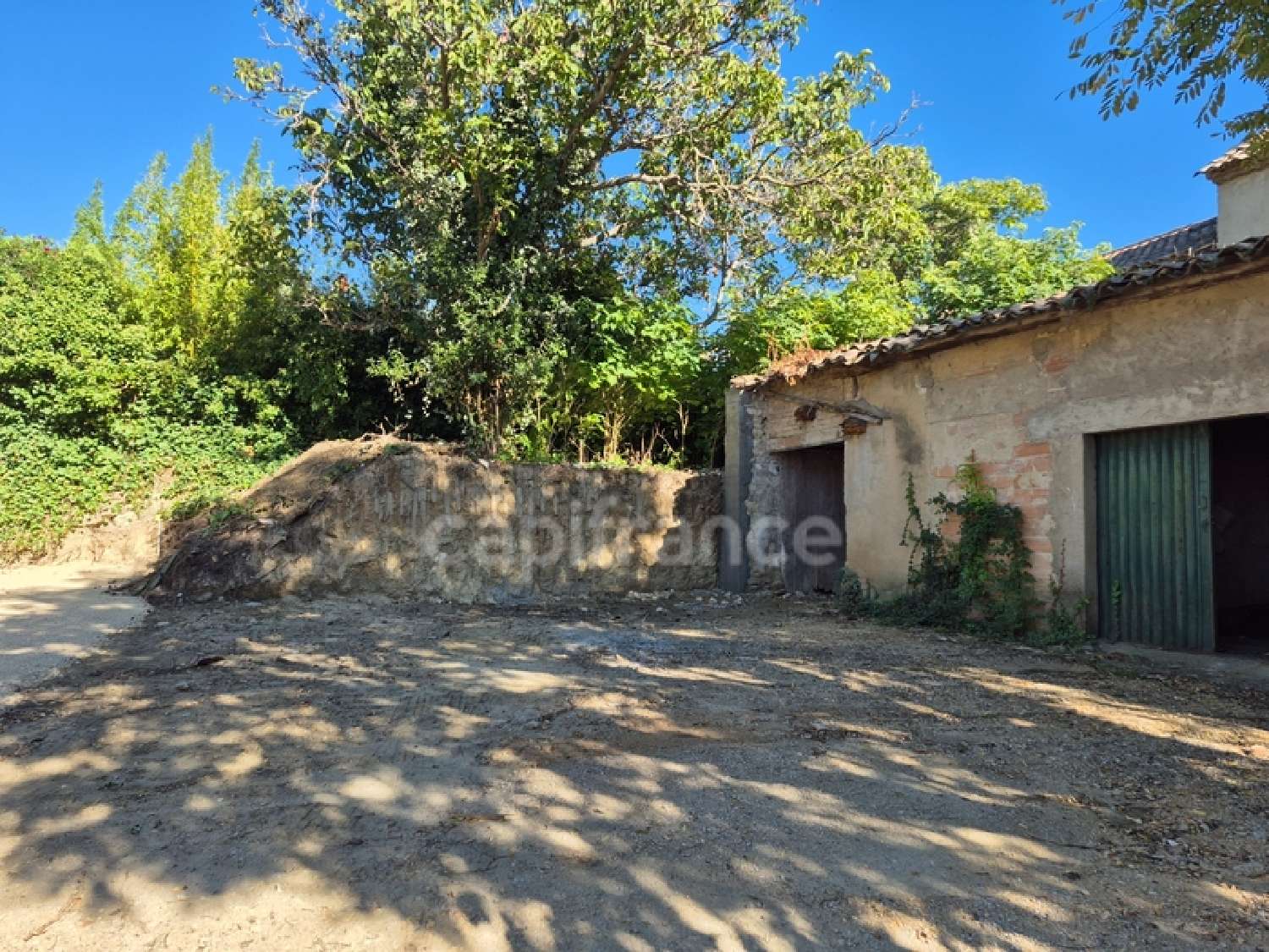  for sale barn Saint-Geniès-de-Comolas Gard 2