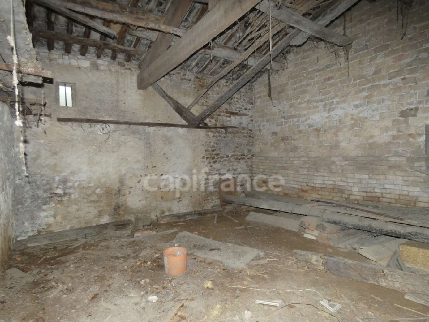  for sale barn Saint-Geniès-de-Comolas Gard 5