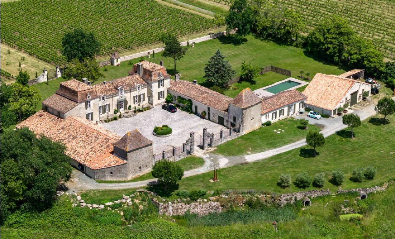  for sale castle Bergerac Dordogne 1