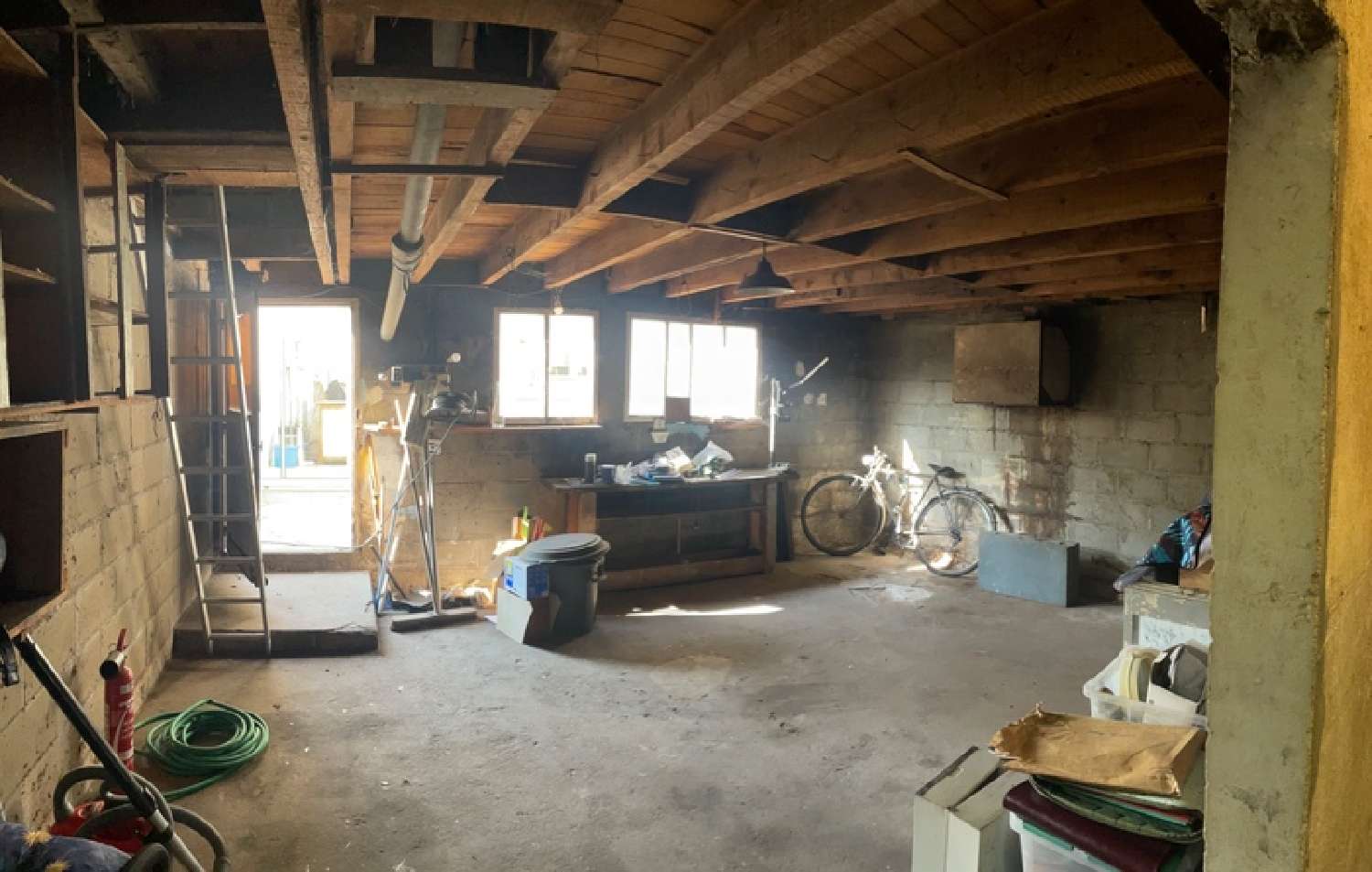  te koop stadshuis Allonnes Sarthe 2