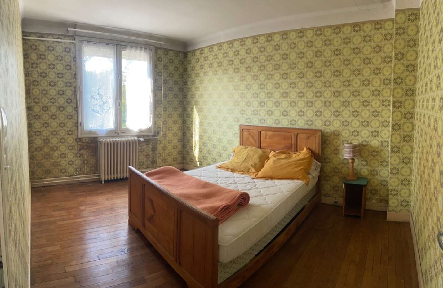  te koop stadshuis Allonnes Sarthe 3