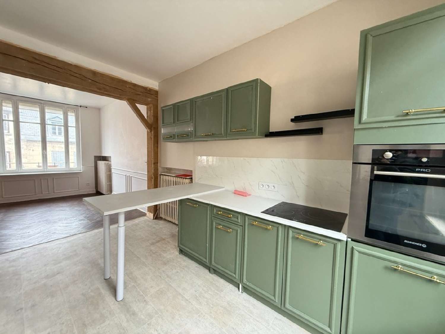 te koop stadshuis Dun-le-Palestel Creuse 2