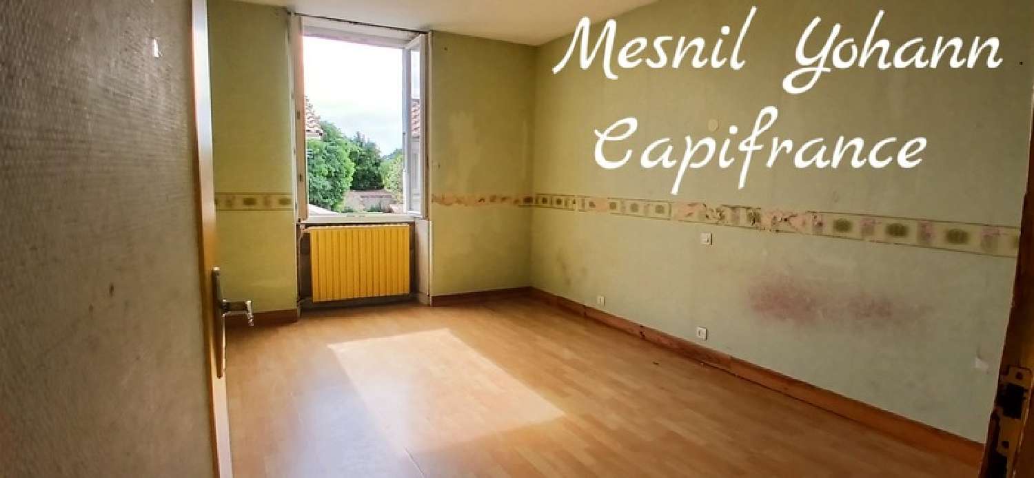  for sale city house Lezay Deux-Sèvres 6