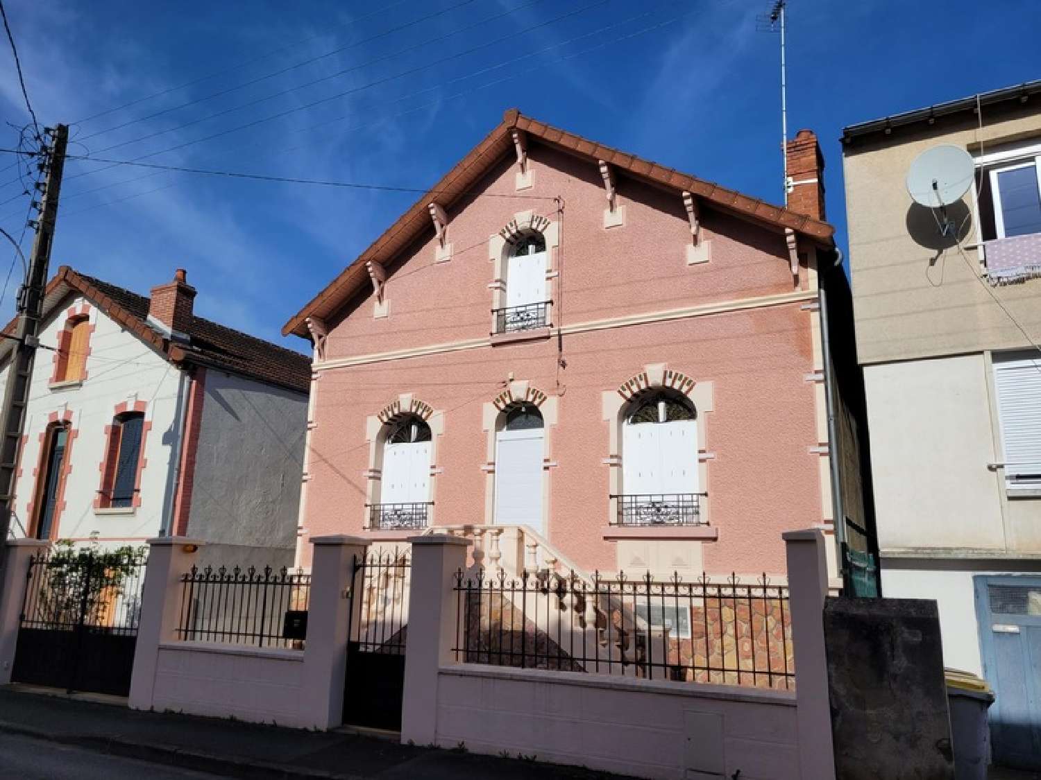  te koop stadshuis Montluçon Allier 1