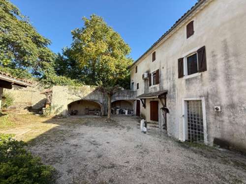 Salindres Gard Stadthaus Bild 7166904