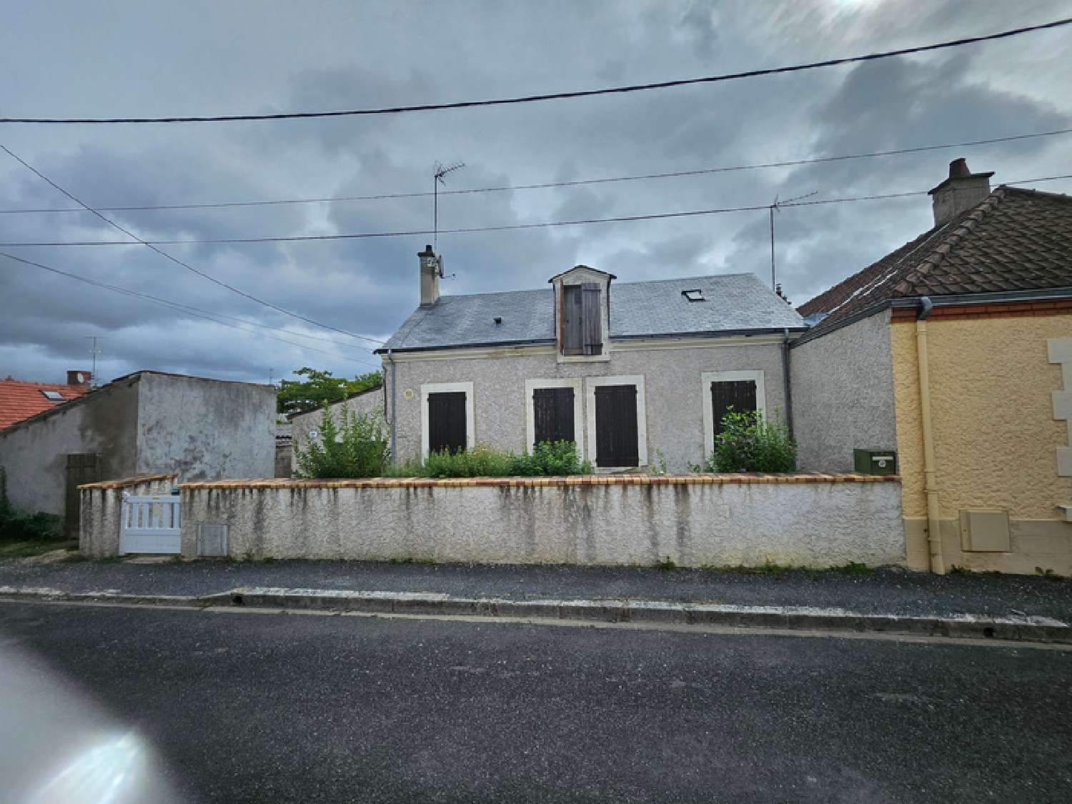  à vendre maison de ville Vierzon Cher 2