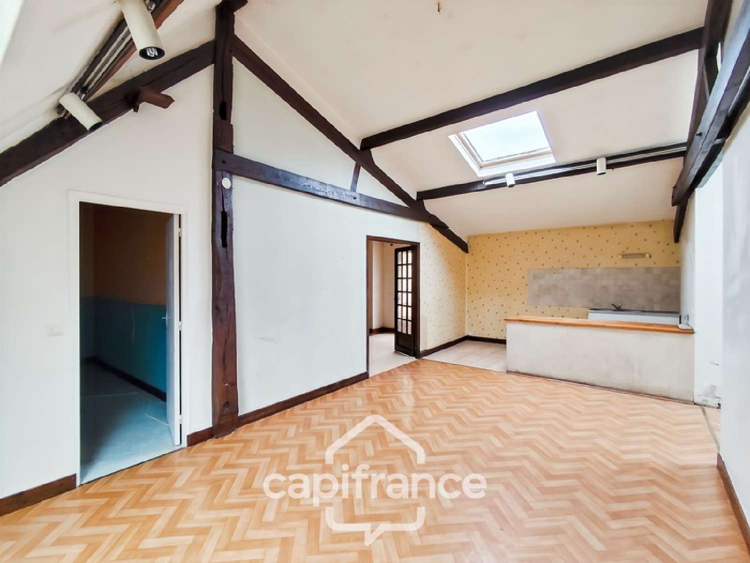  à vendre commerce Bessé-sur-Braye Sarthe 4