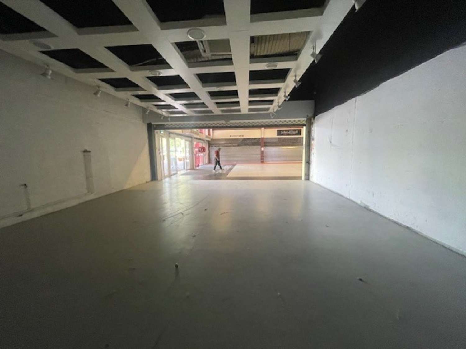à vendre commerce Laloubère Hautes-Pyrénées 1