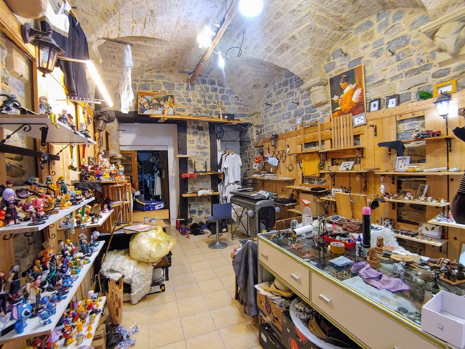  te koop bedrijfsruimte/ kantoor Millau Aveyron 7