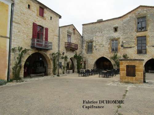 Monpazier Dordogne commerce foto 7166698