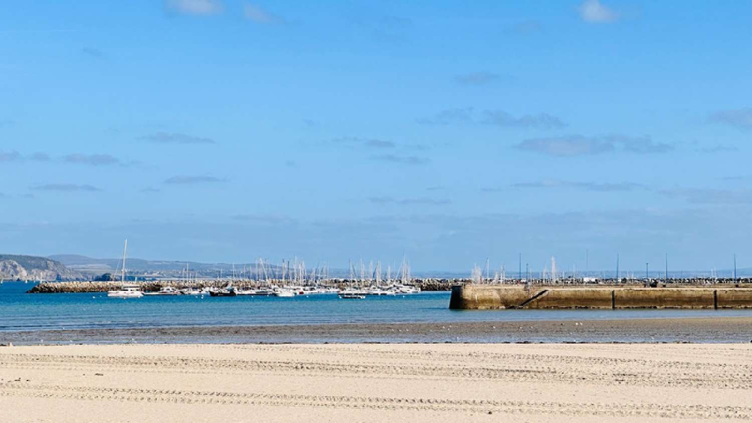  te koop bedrijfsruimte/ kantoor Morgat Finistère 3