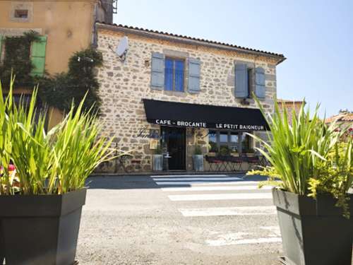 Nontron Dordogne commercial foto 7163326