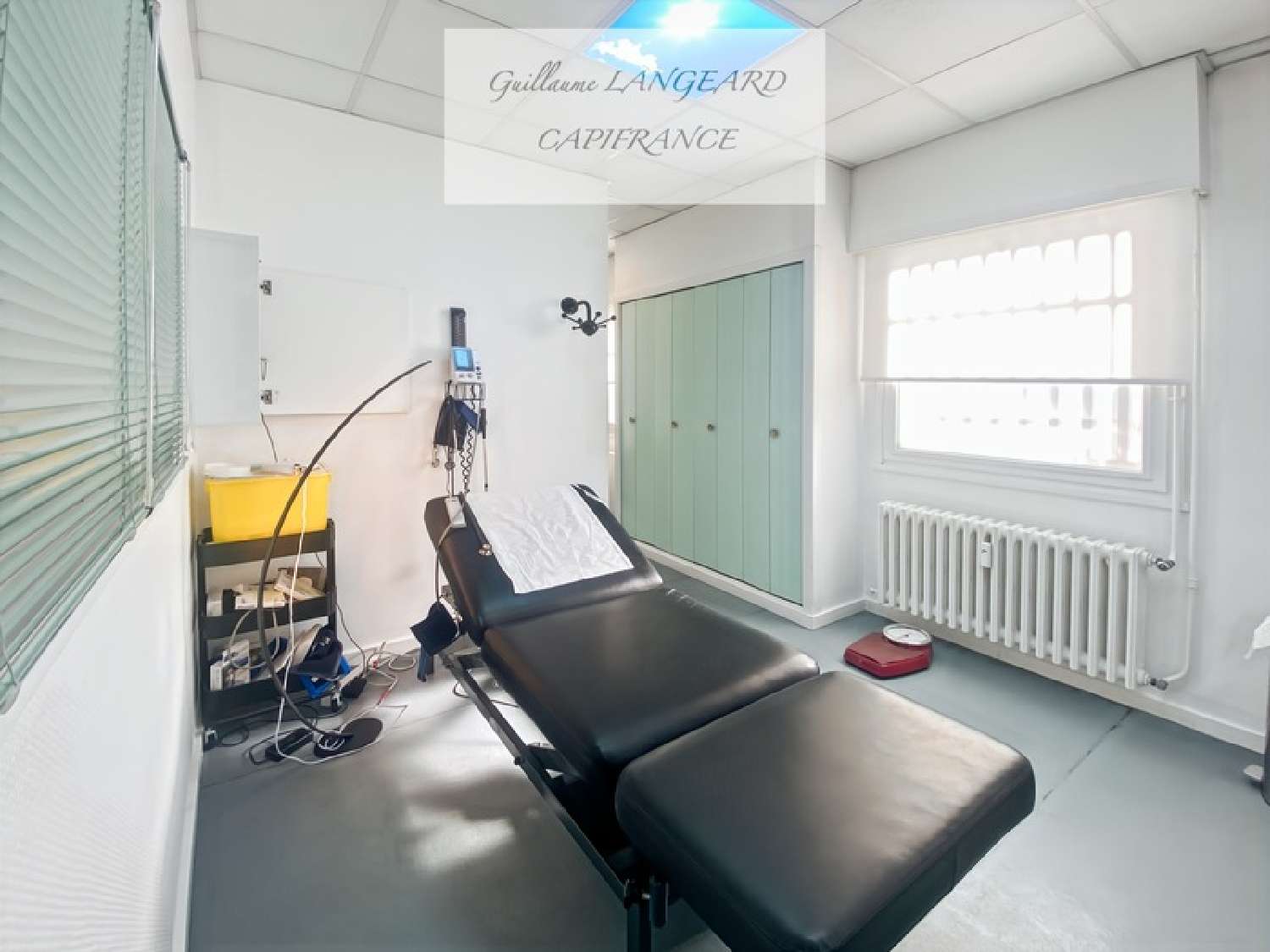  for sale commercial Oyonnax Ain 3