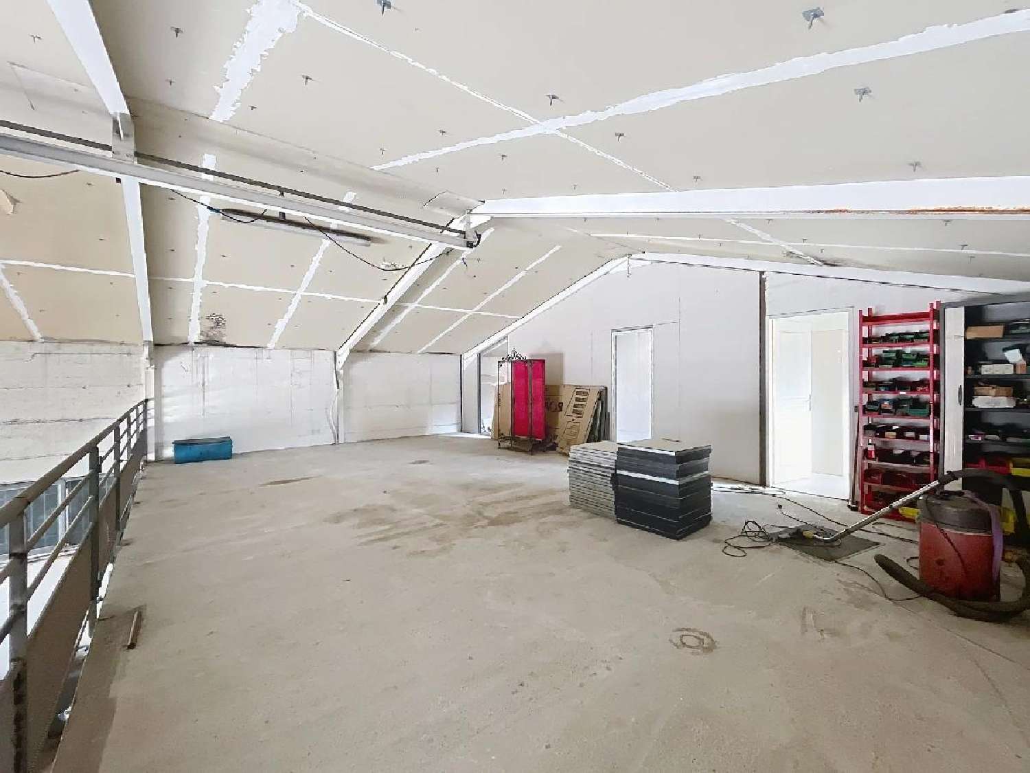 à vendre commerce Peyroules Alpes-de-Haute-Provence 3