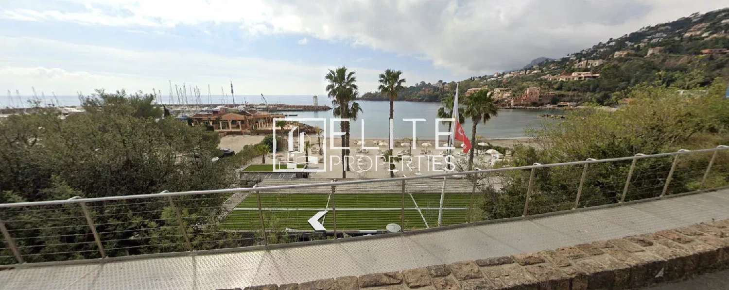  te koop bedrijfsruimte/ kantoor Théoule-sur-Mer Alpes-Maritimes 1