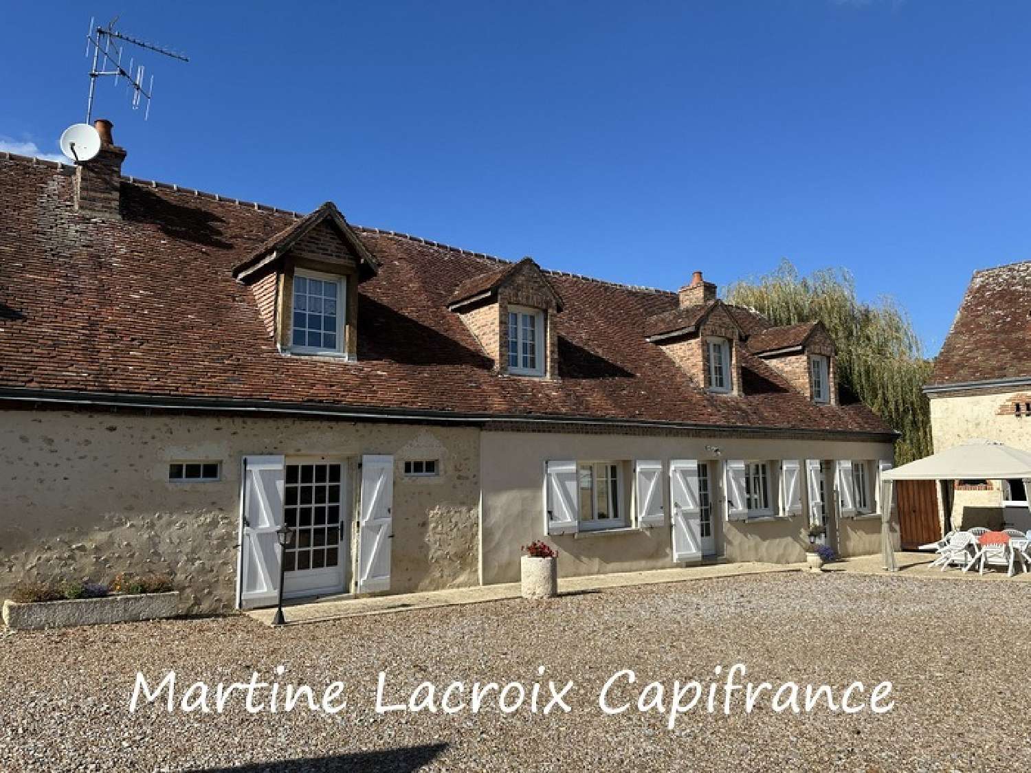  for sale estate Cormes Sarthe 1