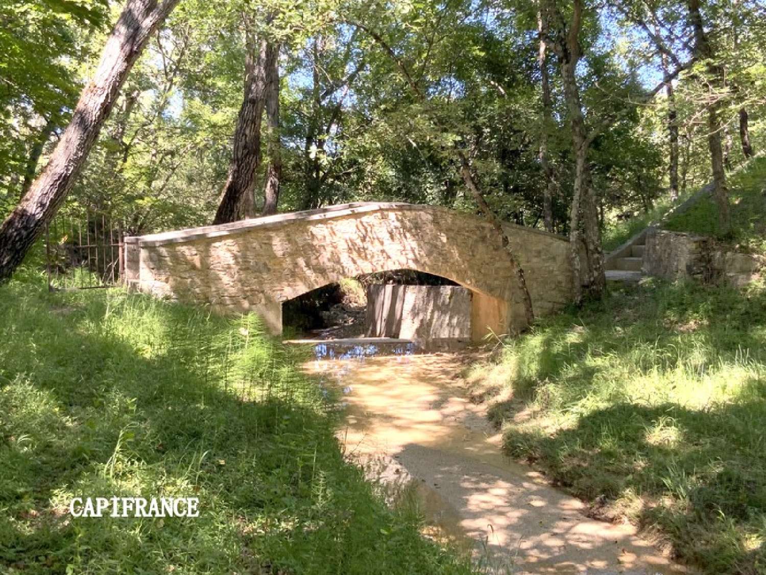  te koop landgoed Forcalquier Alpes-de-Haute-Provence 2