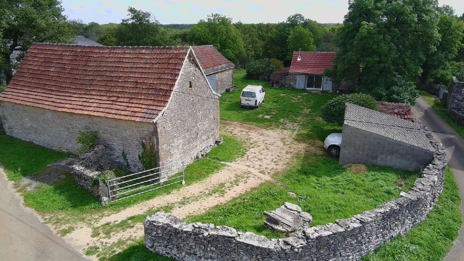  for sale estate Promilhanes Lot 4