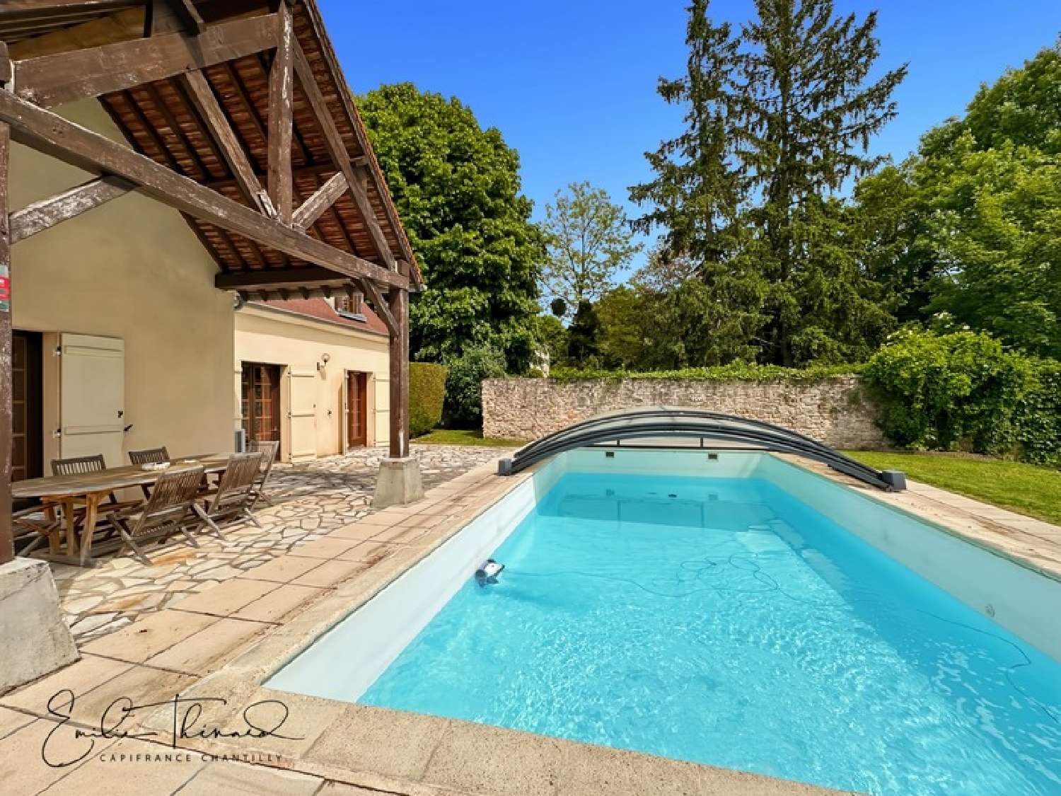  for sale estate Senlis Oise 2