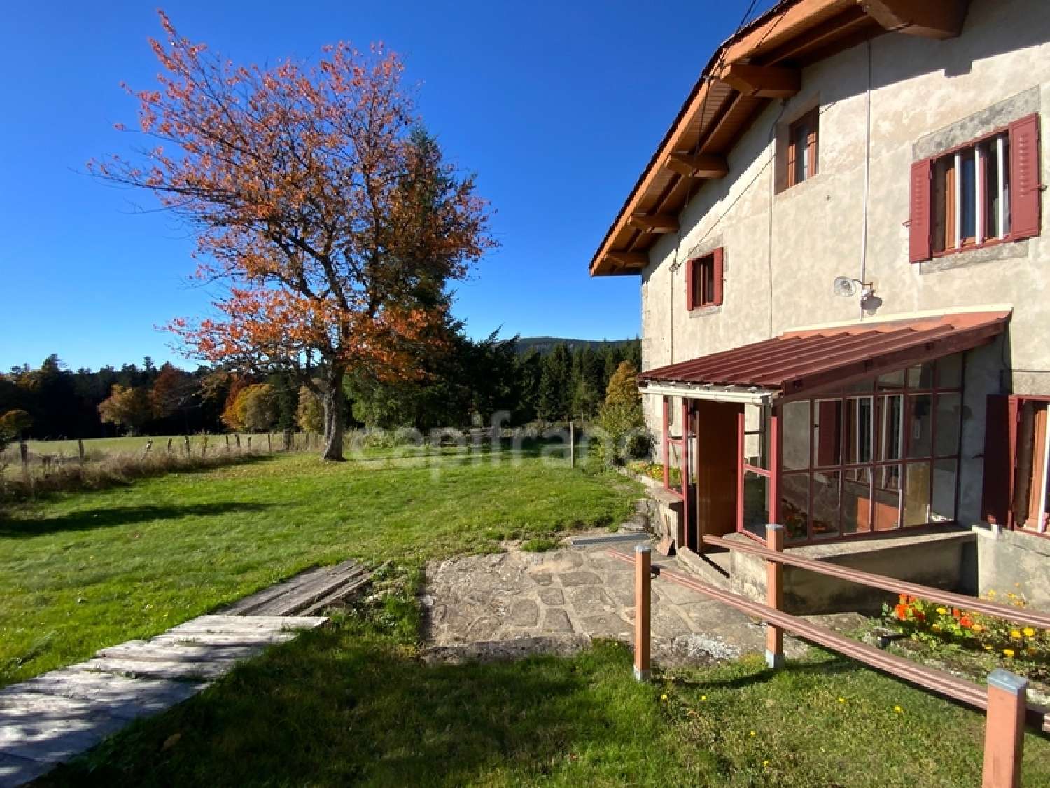  en venta casa rústica La Chamba Loire 6