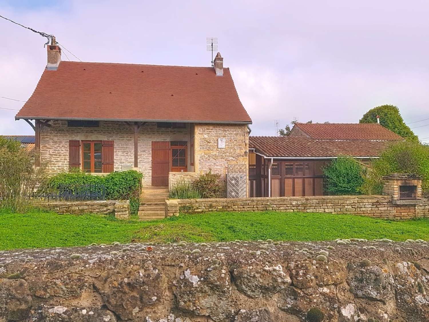  en venta casa rústica La Vineuse Saône-et-Loire 1