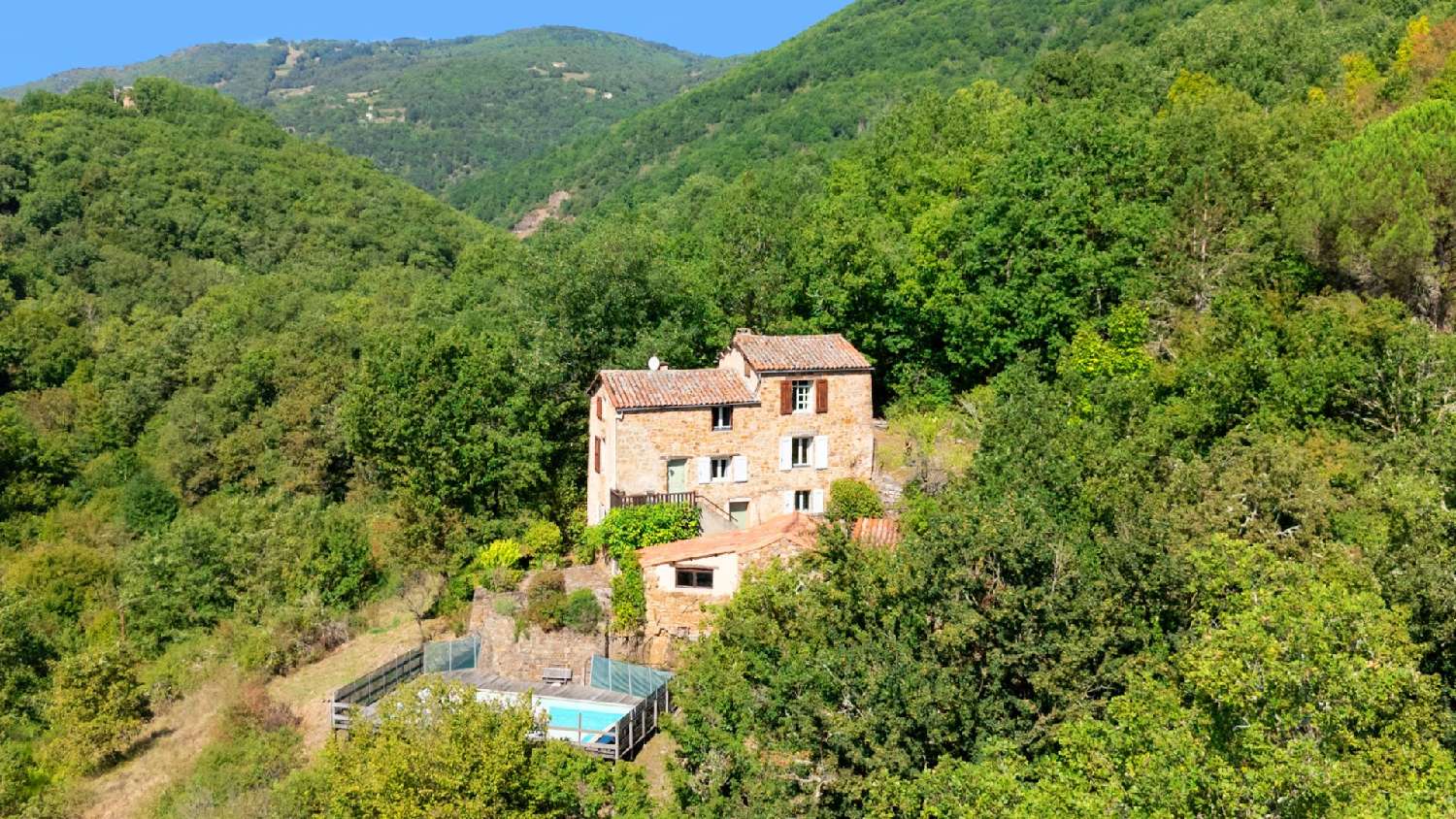  à vendre ferme Le Truel Aveyron 1
