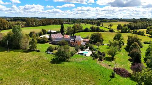 Montbazens Aveyron farm foto 7148305