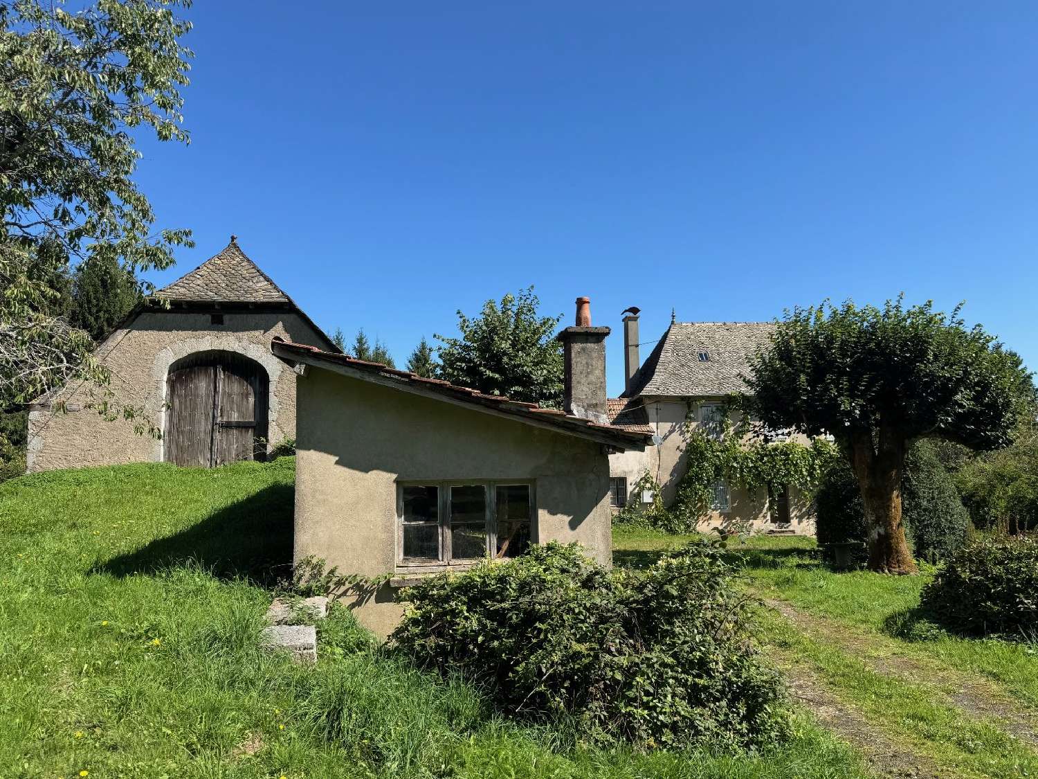  for sale farm Montsalvy Cantal 7