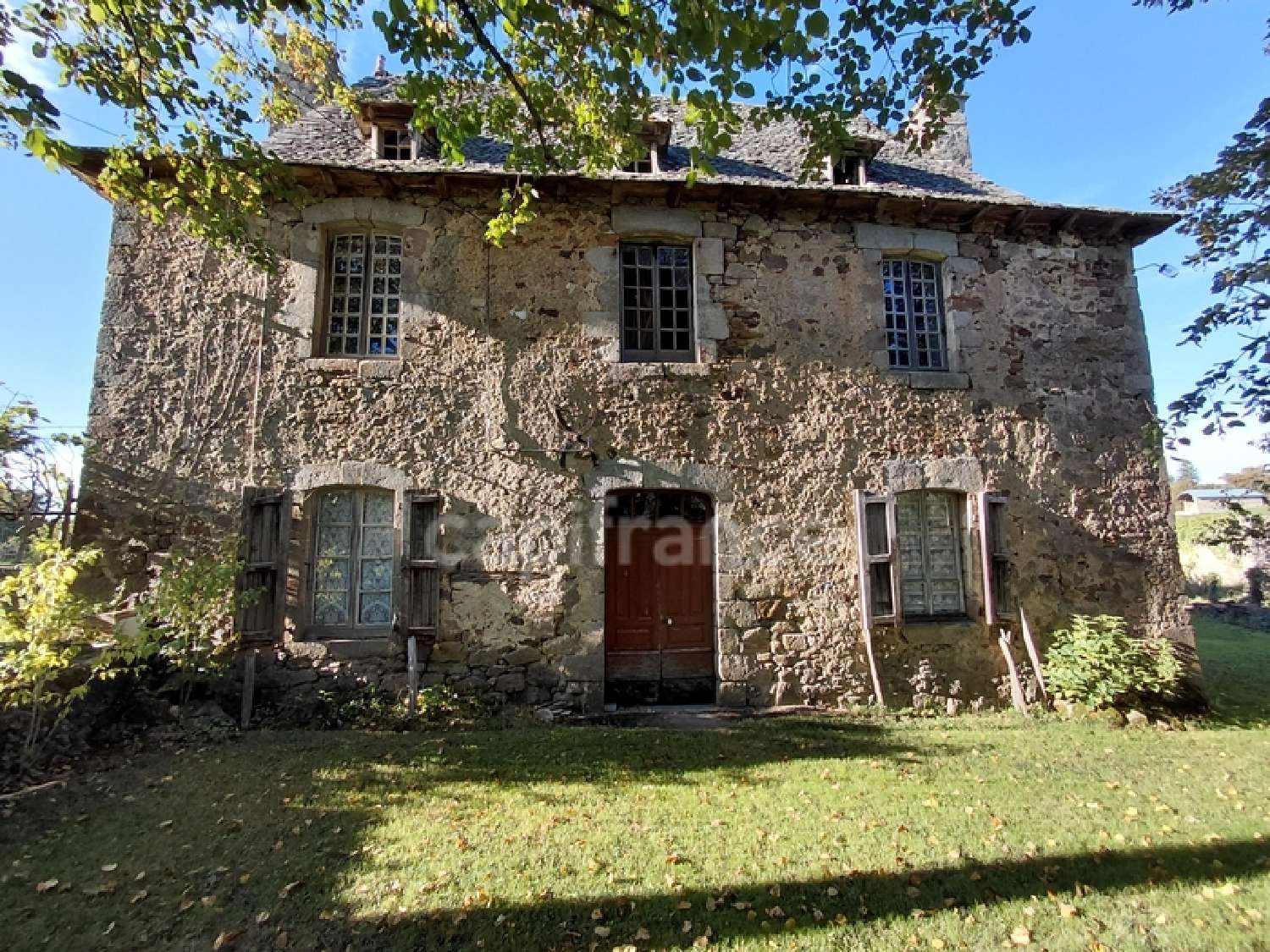  for sale farm Mourjou Cantal 2