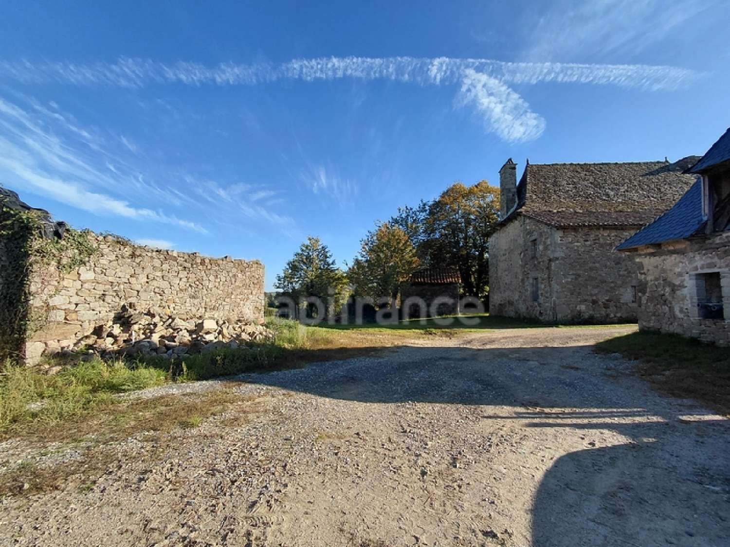  for sale farm Mourjou Cantal 8