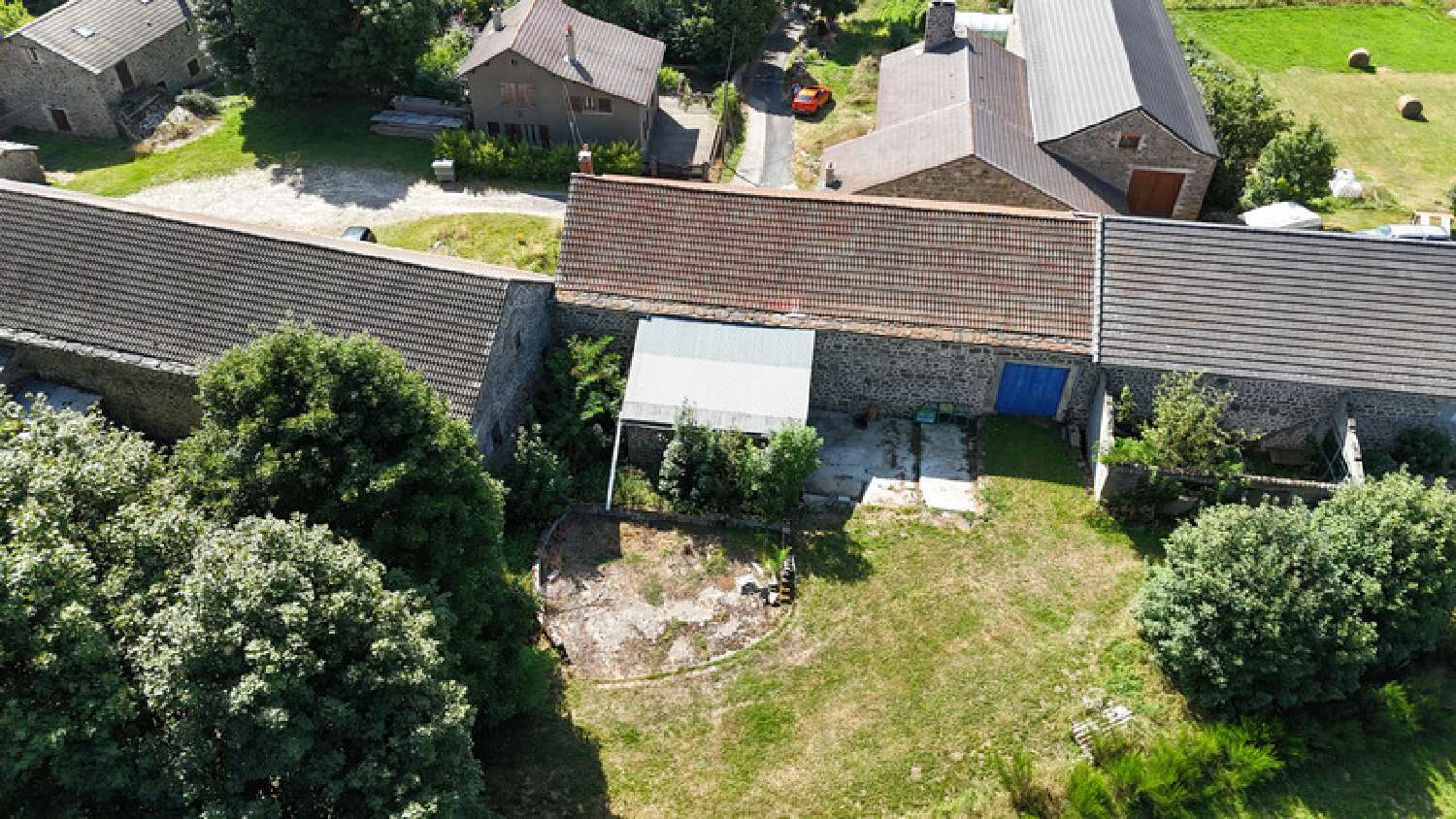 en venta casa rústica Saint-Agrève Ardèche 3