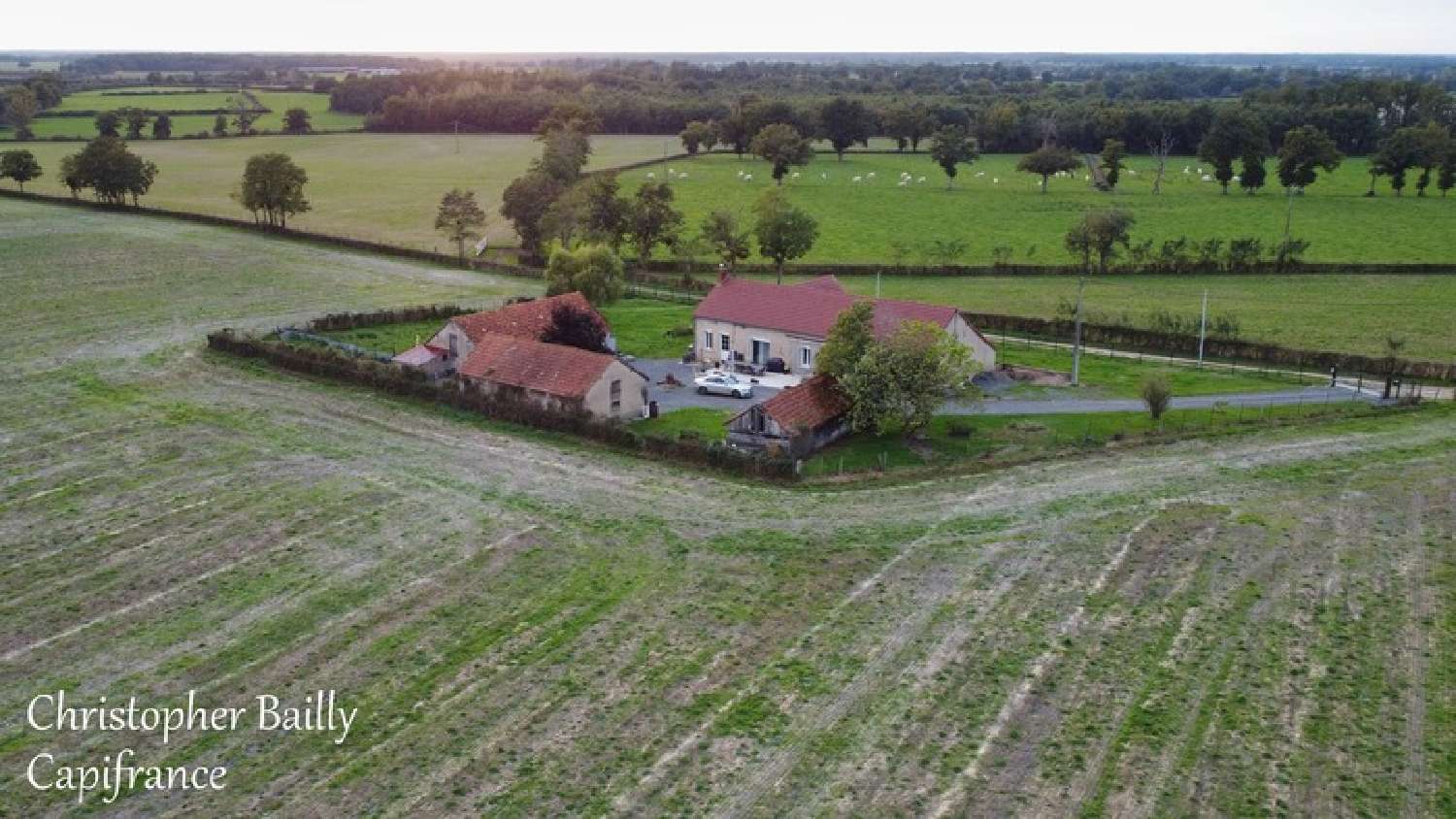  à vendre ferme Thiel-sur-Acolin Allier 2