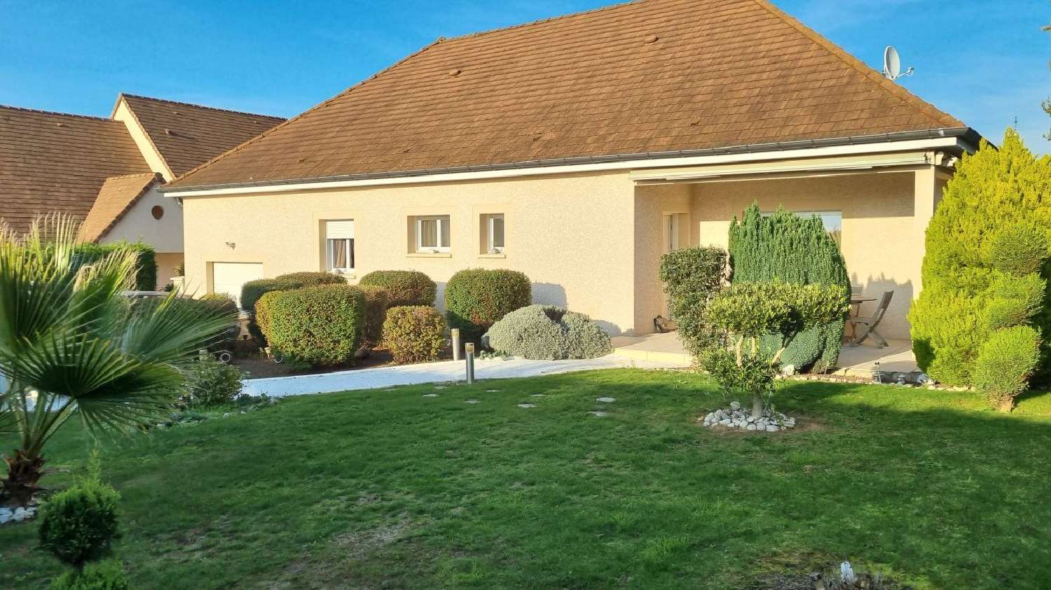 for sale house Allériot Saône-et-Loire 1