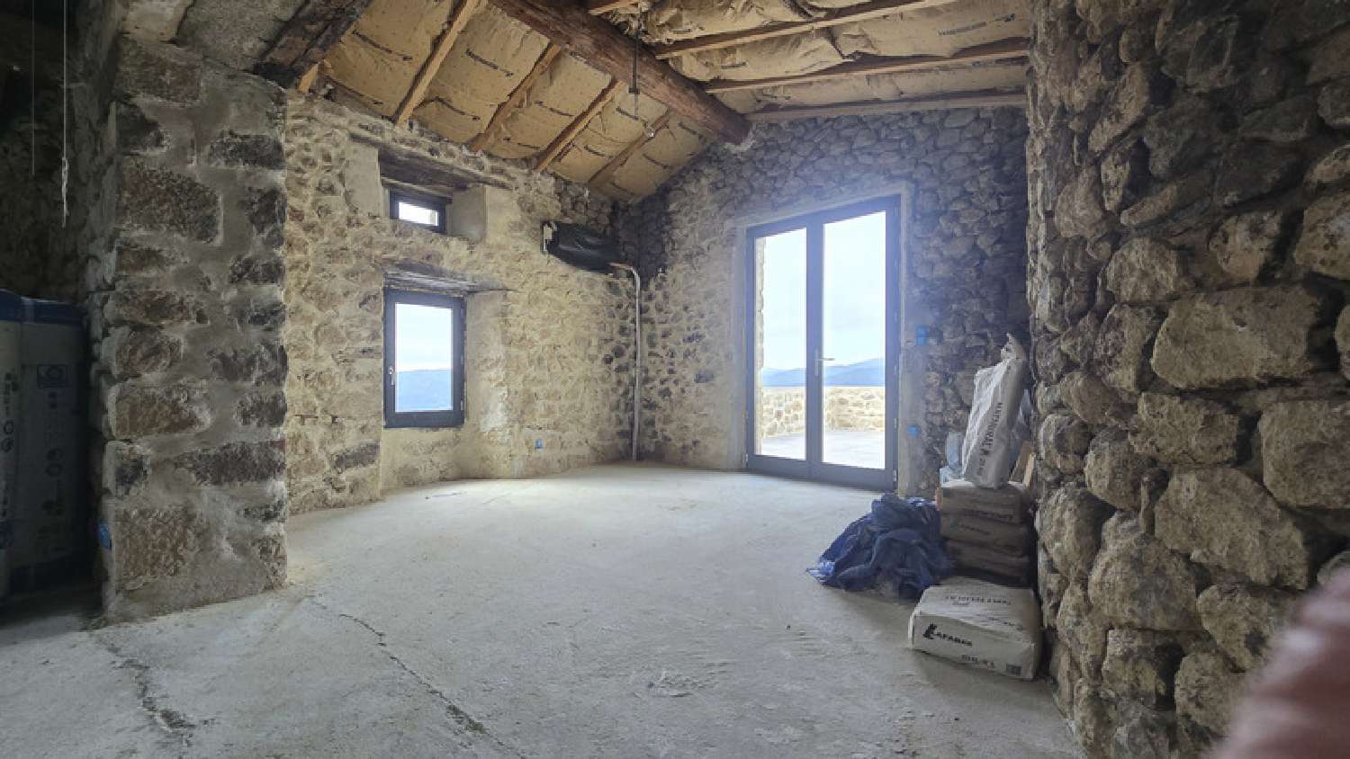  te koop huis Beauvène Ardèche 3