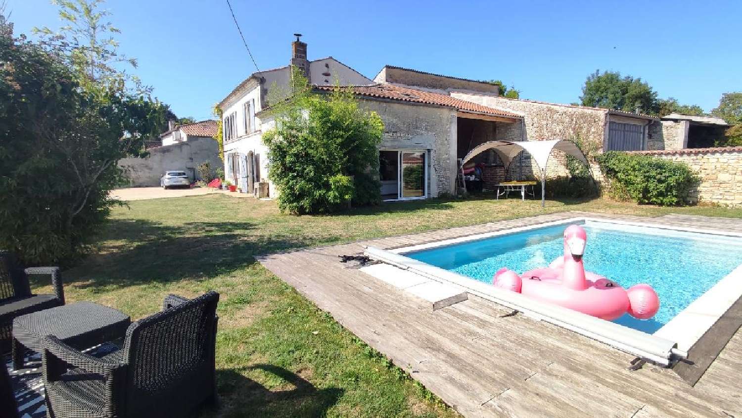  à vendre maison Bercloux Charente-Maritime 1