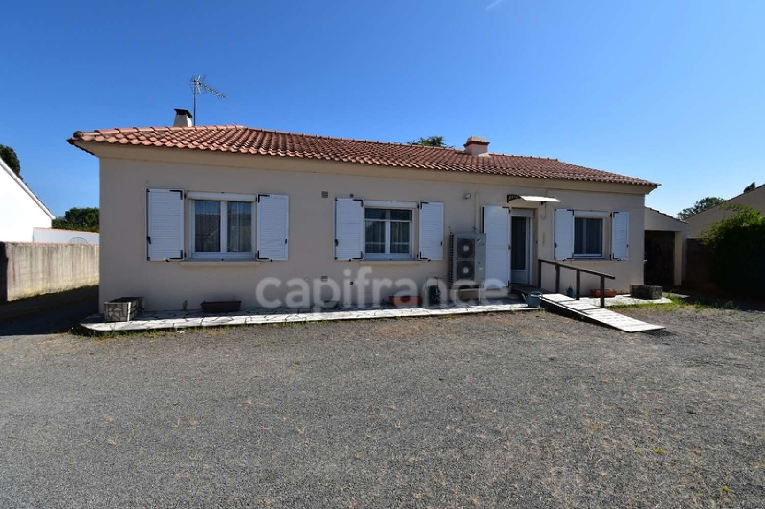  for sale house Bois-de-Cené Vendée 2