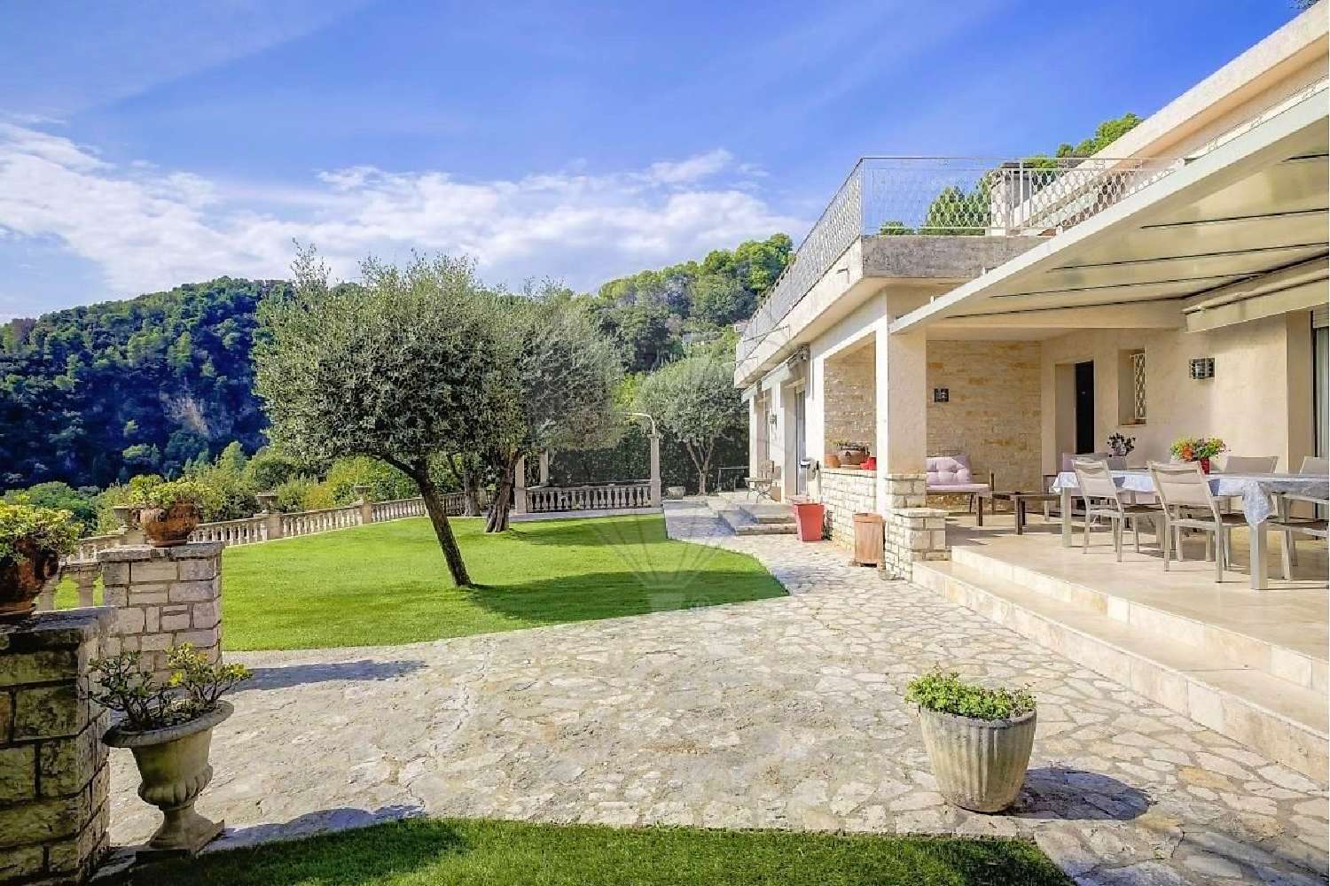  te koop huis Cagnes-sur-Mer Alpes-Maritimes 2
