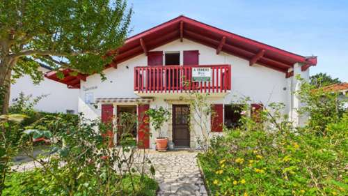 Cambo-les-Bains Pyrénées-Atlantiques huis foto 7148353