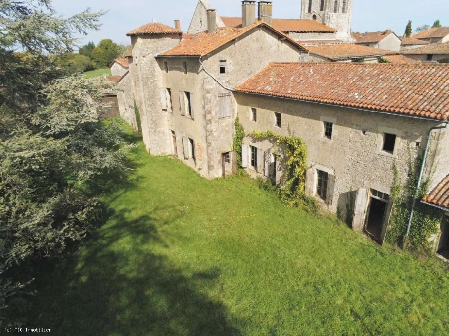 te koop huis Champagne-Mouton Charente 3
