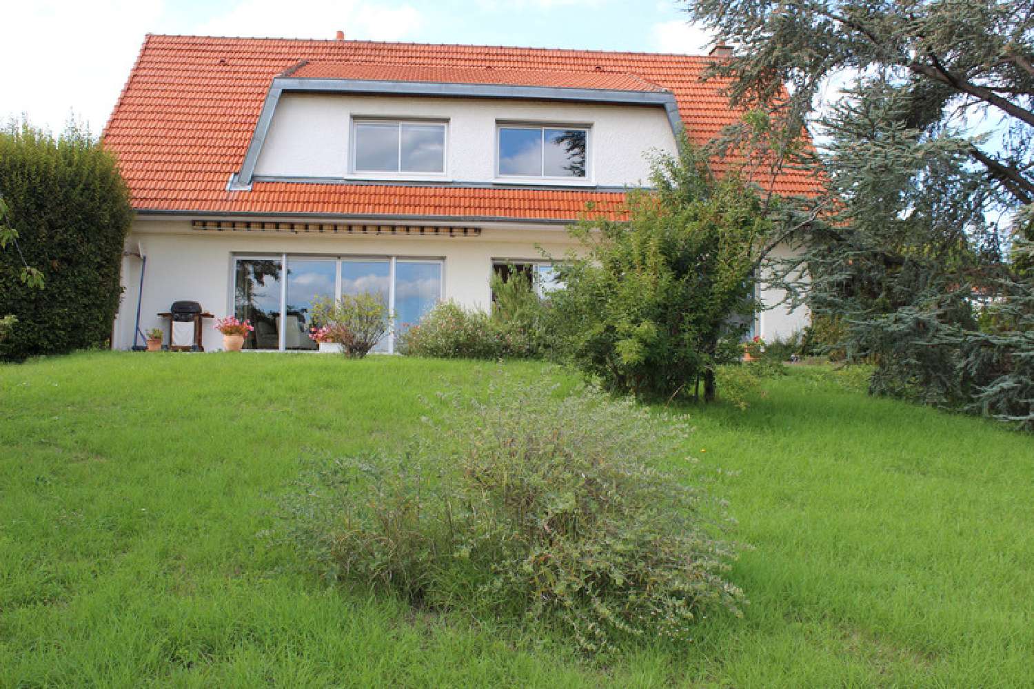  te koop huis Châteaugay Puy-de-Dôme 1