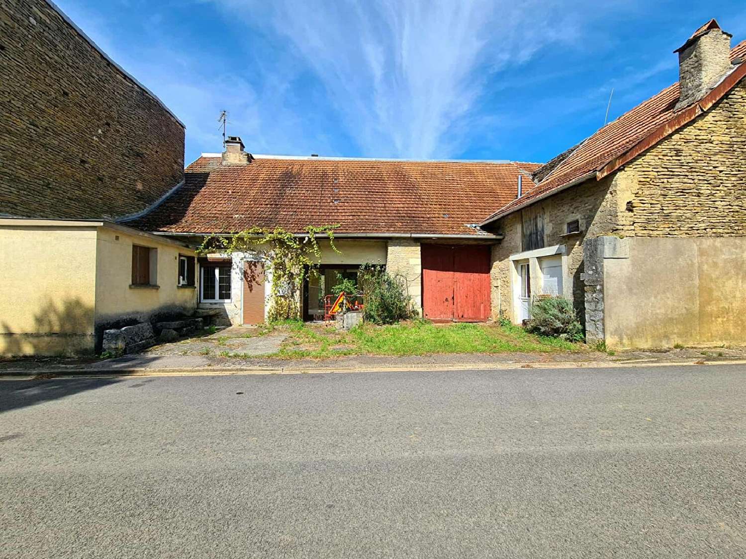  te koop huis Chaumont Haute-Marne 1