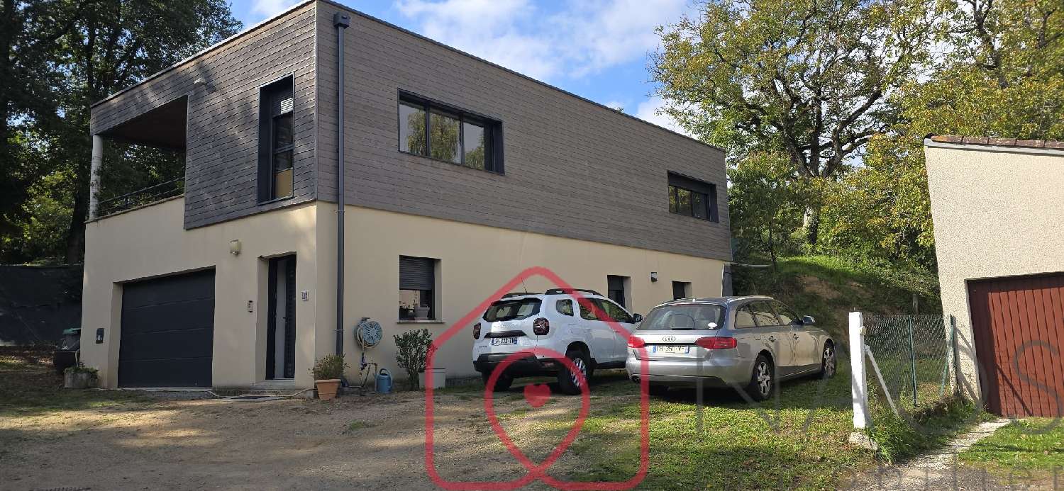 à vendre maison Chauvigny Vienne 2