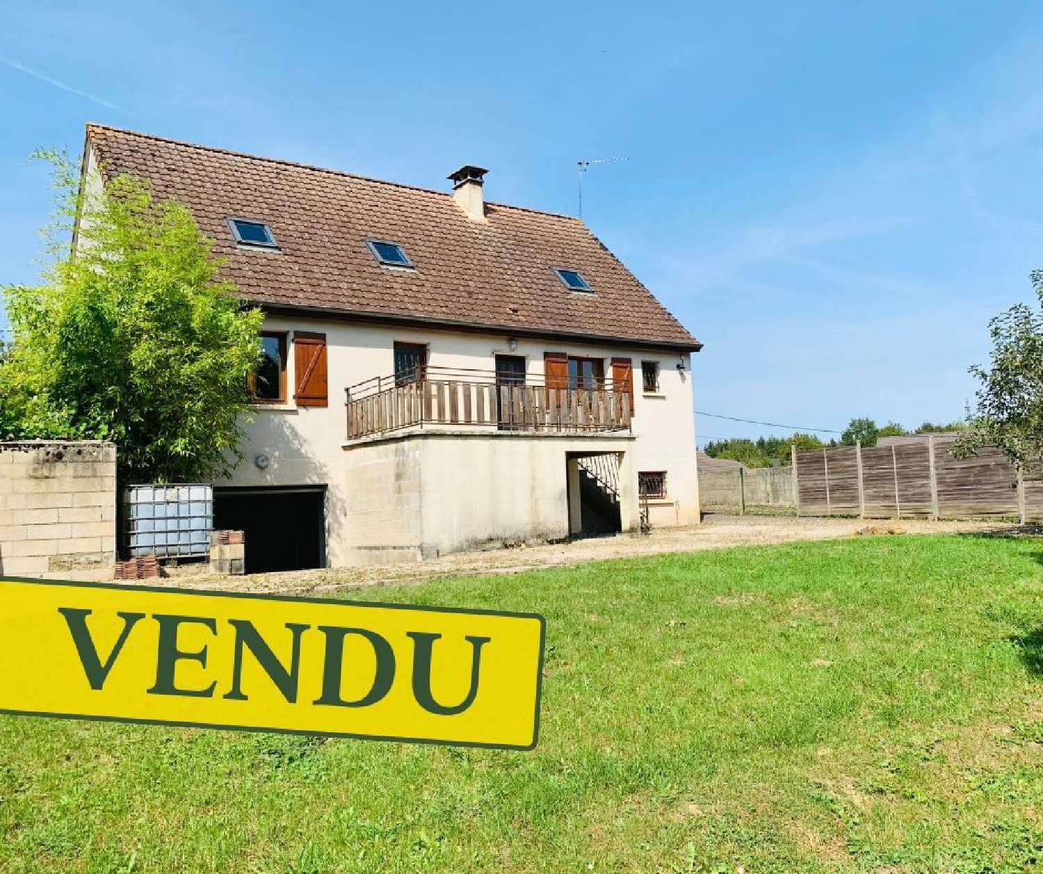  te koop huis Chéroy Yonne 1